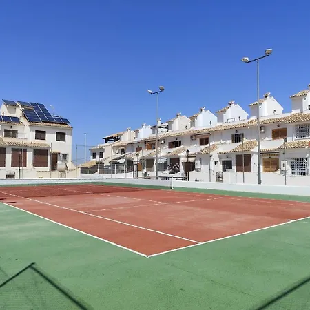 Preciosa Casa Con Terraza R32 By Novadesta Gran Alacant