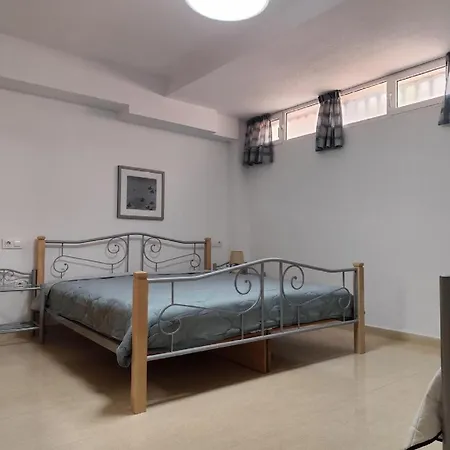 Preciosa Casa Con Terraza R32 By Novadesta Holiday home *